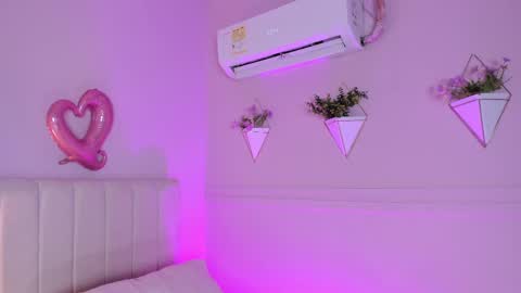 Hi guys i am Bianca  online show from March 2025 05:43:02 PM