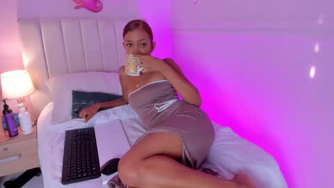 Hi guys i am Bianca  online show from March 2025 12:09:02 PM
