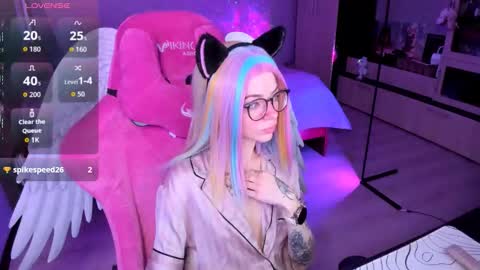 Snapshot of _black_fox__ chatting on November 2025 11:37:02 PM Olivia Subscribe to my Fansly - online show from November 2025 11:37:02 PM