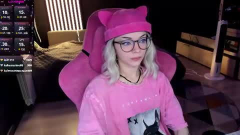 Snapshot of _black_fox__ chatting on June 2026 12:02:02 AM Olivia Subscribe to my Fansly - online show from June 2026 12:02:02 AM