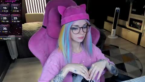 Snapshot of _black_fox__ chatting on July 2026 11:51:01 PM Olivia Subscribe to my Fansly - online show from July 2026 11:51:01 PM
