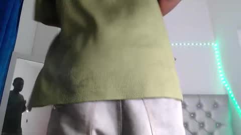 Andrew online show from January 2026 07:48:01 PM