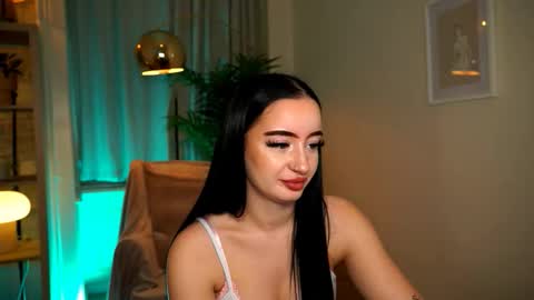 Pearl online show from December 2025 05:31:02 PM