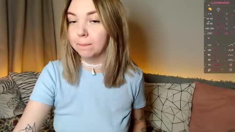 Elizabeth online show from November 2025 08:08:02 PM