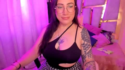 Snapshot of _briigite chatting on October 2025 02:04:02 PM Angie Independent model online show from October 2025 02:04:02 PM