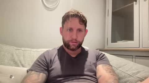 Snapshot of _british_hung_ chatting on September 2025 01:00:01 PM UK BigThick Cock online show from September 2025 01:00:01 PM