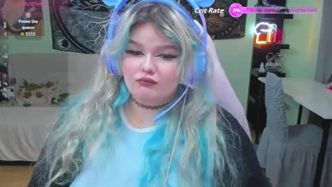 _candym1lky_ online show from November 2025 07:00:02 AM