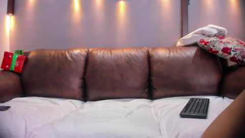 Snapshot of _cannabitch chatting on December 2024 01:13:02 PM Shatta Sara online show from December 2024 01:13:02 PM