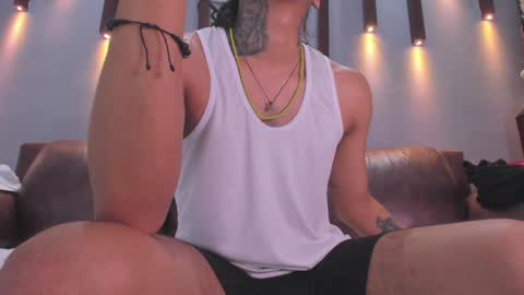 Snapshot of _cannabitch chatting on December 2024 01:17:01 PM Shatta Sara online show from December 2024 01:17:01 PM