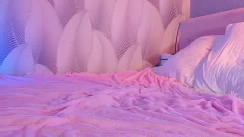 Christina Chris online show from March 2025 08:23:02 AM