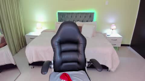 Charlote online show from March 2026 06:46:02 AM