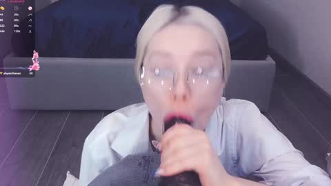 Snapshot of _chatur_babe chatting on January 2025 02:25:01 PM Angelina online show from January 2025 02:25:01 PM