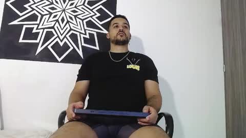 Snapshot of _christopher_dennis_ chatting on May 2026 02:19:02 AM CRIS online show from May 2026 02:19:02 AM