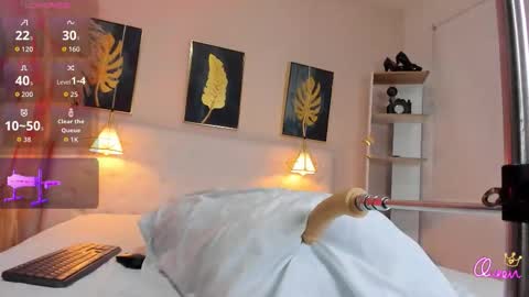 _cinnamon_star online show from January 2026 12:09:02 PM