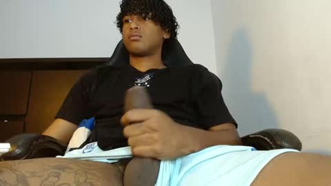 _cockpromise_ online show from October 2025 02:03:02 PM