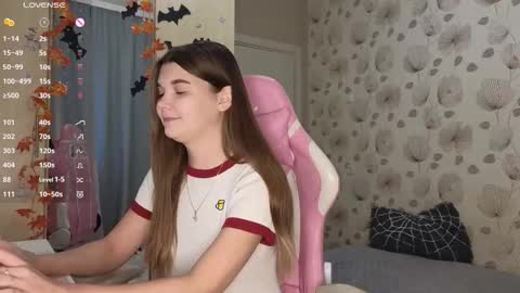 _cute_ice online show from October 2025 06:08:01 AM