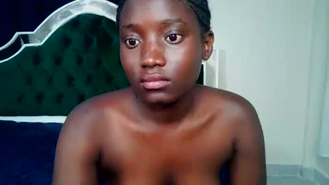 Snapshot of _cute_paloma chatting on March 2026 09:42:01 PM paloma online show from March 2026 09:42:01 PM