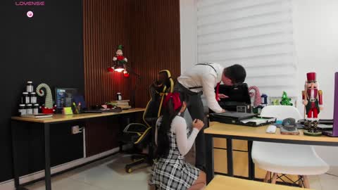 WELCOME TO THE OFFICE online show from December 2024 06:23:02 PM