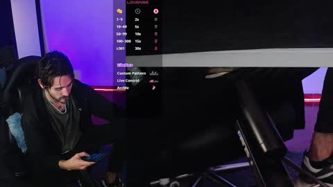 delacruz online show from November 2025 03:06:01 AM