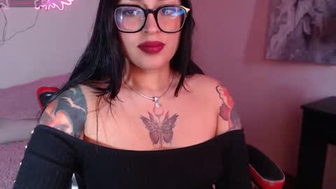 Snapshot of _dennise chatting on September 2025 05:02:02 PM _dennise online show from September 2025 05:02:02 PM