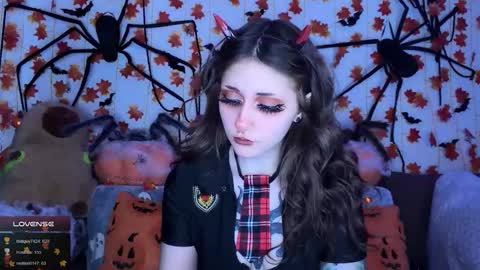 Kate online show from November 2025 05:39:01 AM