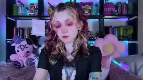Snapshot of _devilbaby chatting on June 2026 10:08:01 PM Kate online show from June 2026 10:08:01 PM