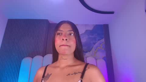 Snapshot of _diionne chatting on May 2026 07:21:01 PM Dione online show from May 2026 07:21:01 PM