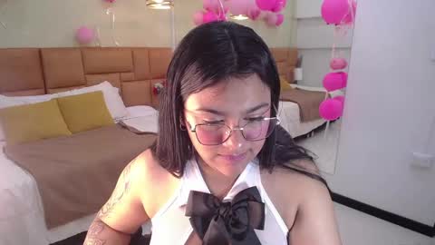 Snapshot of _dulcinea_1 chatting on February 2025 09:35:02 AM Dulcinea online show from February 2025 09:35:02 AM