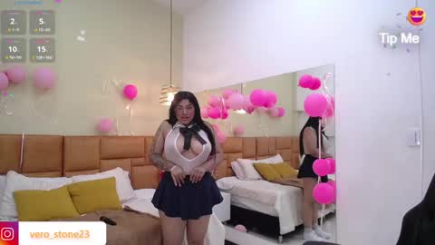 Snapshot of _dulcinea_1 chatting on February 2025 12:39:02 PM Dulcinea online show from February 2025 12:39:02 PM