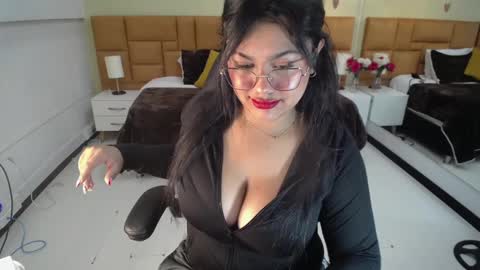 Snapshot of _dulcinea_1 chatting on March 2025 11:11:01 AM Dulcinea online show from March 2025 11:11:01 AM