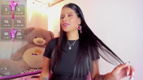 _elektrah online show from November 2025 09:36:02 PM