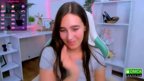 Lizzy  online show from November 2025 10:53:02 PM