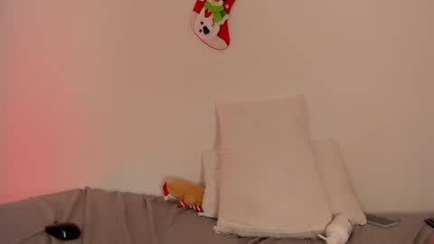 Elizabeth online show from December 2024 07:24:02 AM