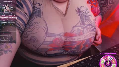 LIsa online show from September 2025 07:15:01 PM