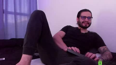 Snapshot of _elon_coxx_ chatting on November 2025 10:34:01 PM - online show from November 2025 10:34:01 PM