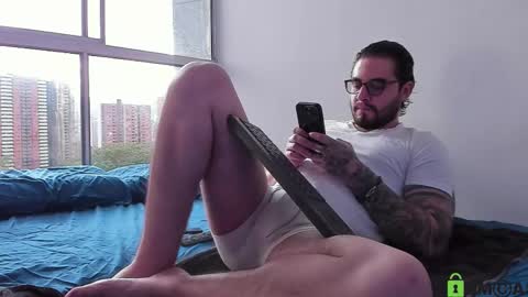  -         online show from March 2026 10:24:01 PM