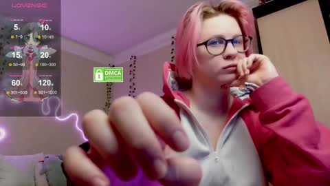 chloue and Gretta online show from February 2025 06:54:01 PM