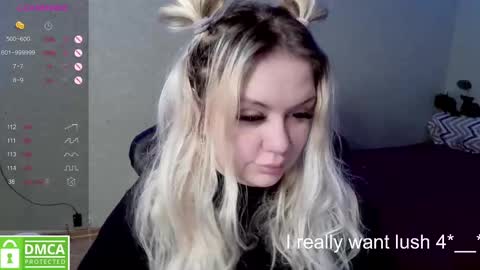 chloue and Gretta online show from February 2025 07:01:02 AM