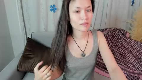 _emily__strike_ online show from December 2024 10:01:01 AM