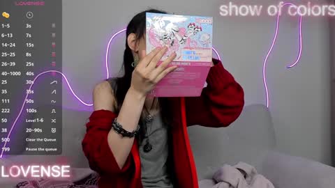 _emily__strike_ online show from January 2025 09:37:02 AM