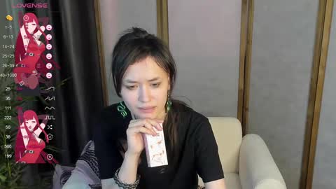 _emily__strike_ online show from February 2025 10:04:01 AM