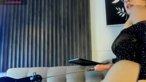 Snapshot of _emily_gill_ chatting on March 2026 08:41:02 PM _emily_gill_ online show from March 2026 08:41:02 PM