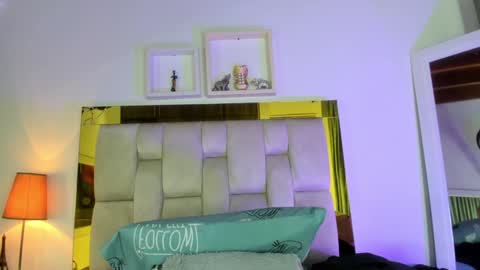 Isabella online show from January 2025 12:05:02 PM