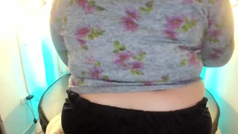 Emily  online show from September 2025 11:12:02 AM