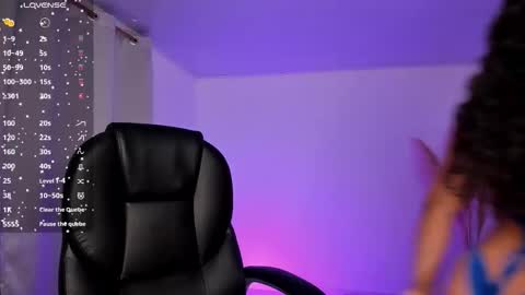 Snapshot of _emilywalker1 chatting on February 2026 01:21:01 AM Emily walker online show from February 2026 01:21:01 AM