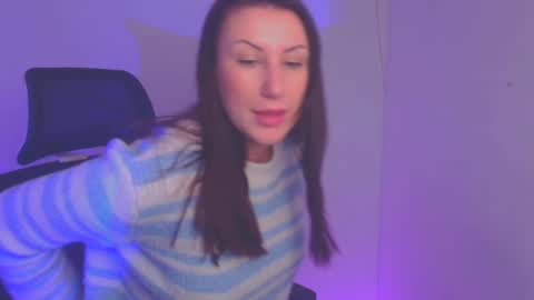 Emma online show from December 2024 07:11:02 AM