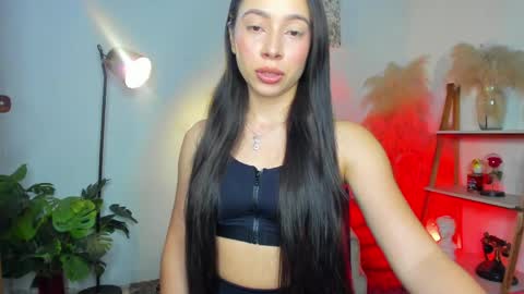 Snapshot of _emma_m chatting on May 2026 09:31:02 PM emma morryson online show from May 2026 09:31:02 PM