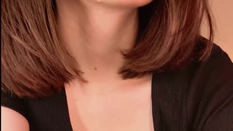 _esmeraldiyaa_ online show from November 2025 07:05:02 PM