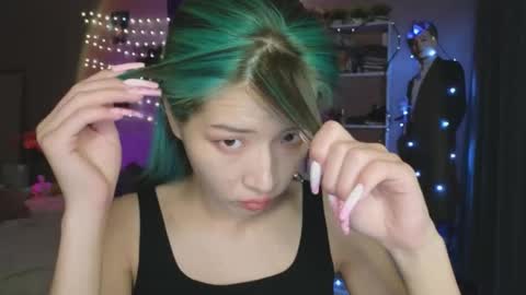 Snapshot of _eve____ chatting on October 2025 10:37:02 AM EveEva online show from October 2025 10:37:02 AM