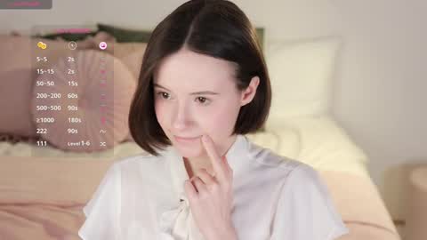 Essie  online show from March 2025 10:56:02 AM